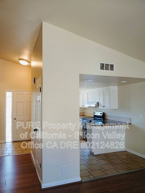Foto del edificio - 5485 Soquel Dr