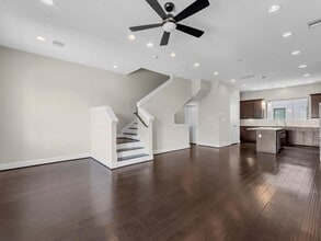 Building Photo - 1615 Milby St
