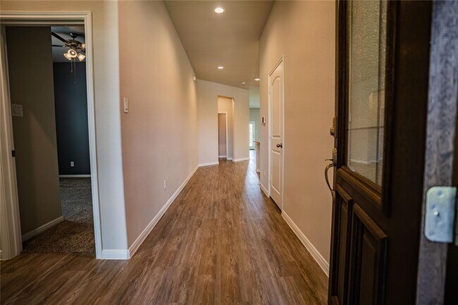 Building Photo - 24227 Brookdale Heights Pl