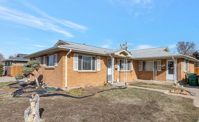 Photo - 3833 W 89th Way House