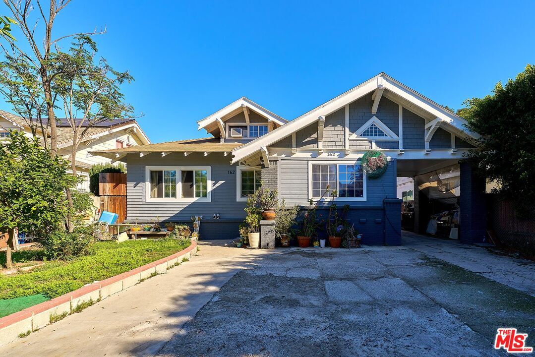 Foto principal - 162 S Ardmore Ave