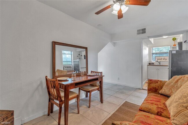 Foto del edificio - 4 br, 2 bath House - 2629 4th St S