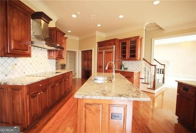 Building Photo - 2737 Tarva Pl