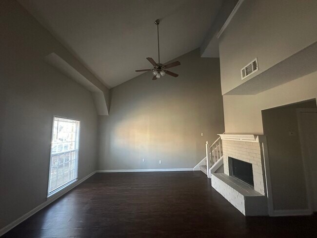 Building Photo - 3571 Bishops Gate Dr
