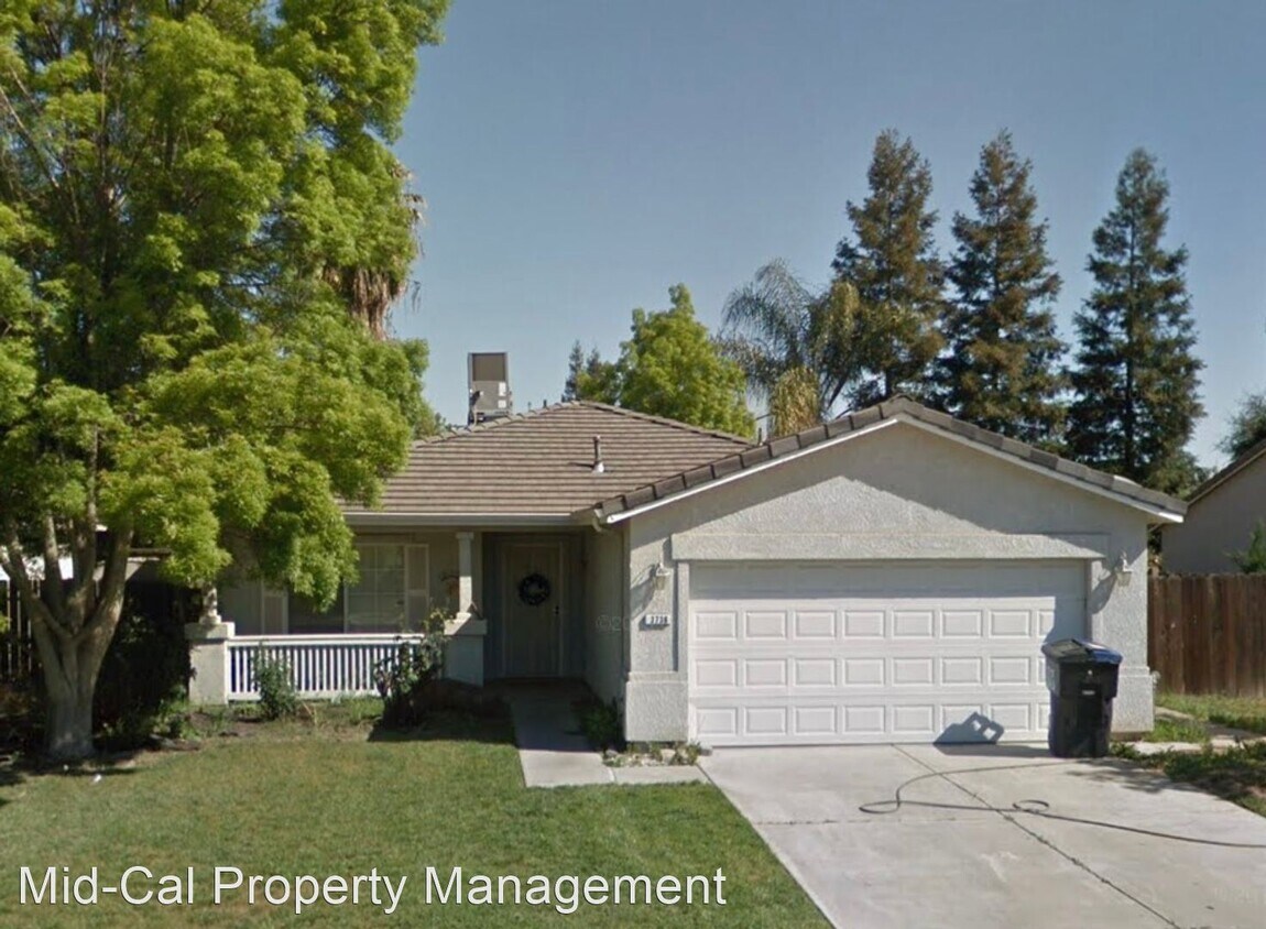 Primary Photo - 3 br, 2 bath House - 3736 W. Sweet Ave