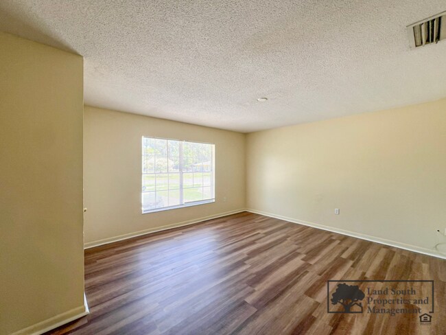 Foto del edificio - 1102 N Marion Ave