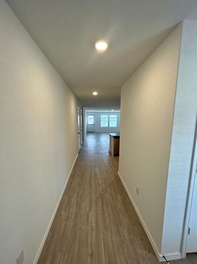 Foto del edificio - Hidden Trails, Bulverde, TX Spacious 4-Bed...