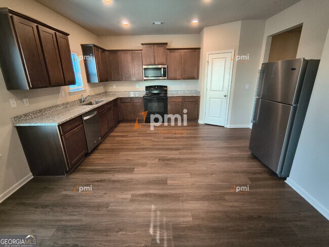 Building Photo - 209 Oliver Dr