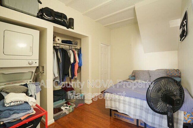 Foto del edificio - 1224 Prince St