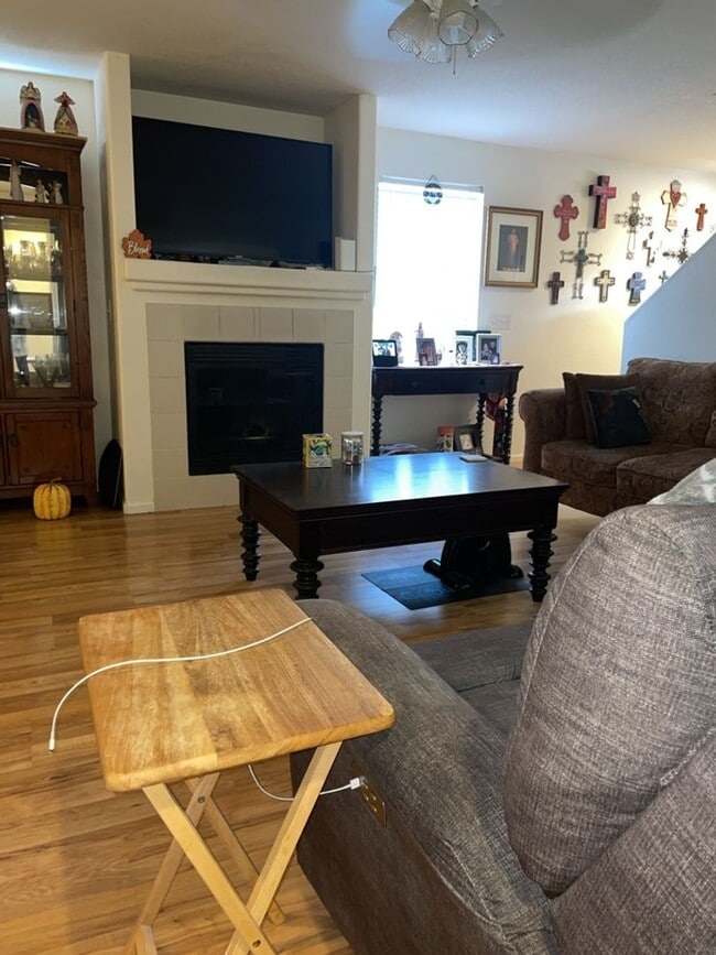 Photo - 1835 Elk Springs St Apartment