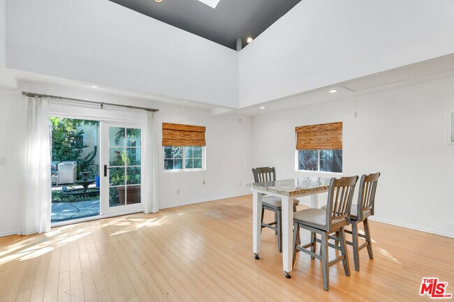 Building Photo - 6631 Colgate Ave