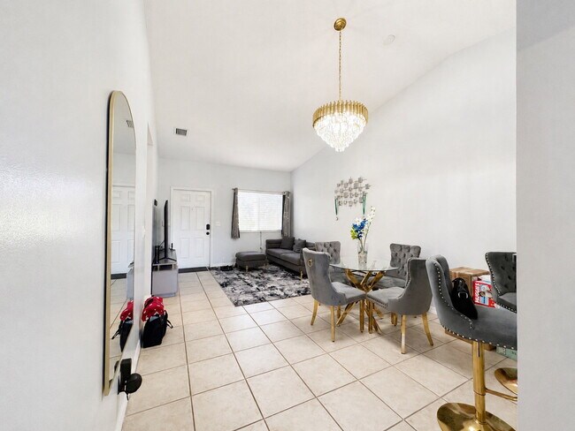 Foto del edificio - 7830 NW 6th St