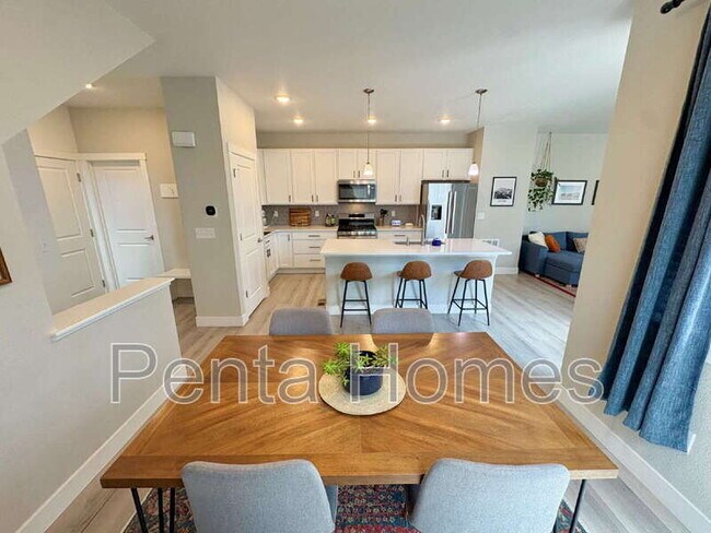 Building Photo - 4909 Brule Dr