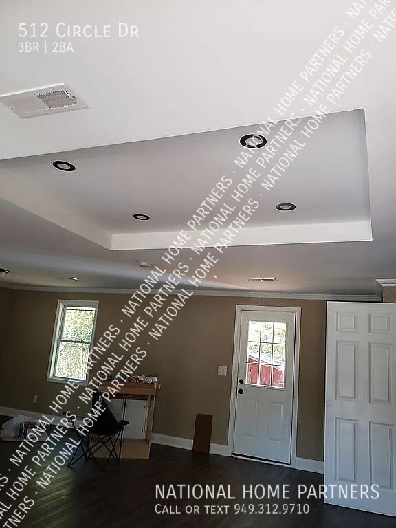 Foto del edificio - Rent to Own Updated Home Large Lot with $1...