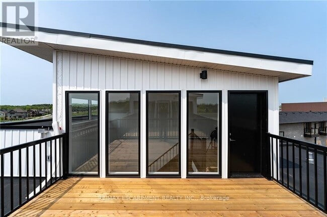 Photo du bâtiment - 33 Summersides Mews