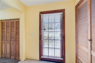 Building Photo - 203 Cimarron Ct