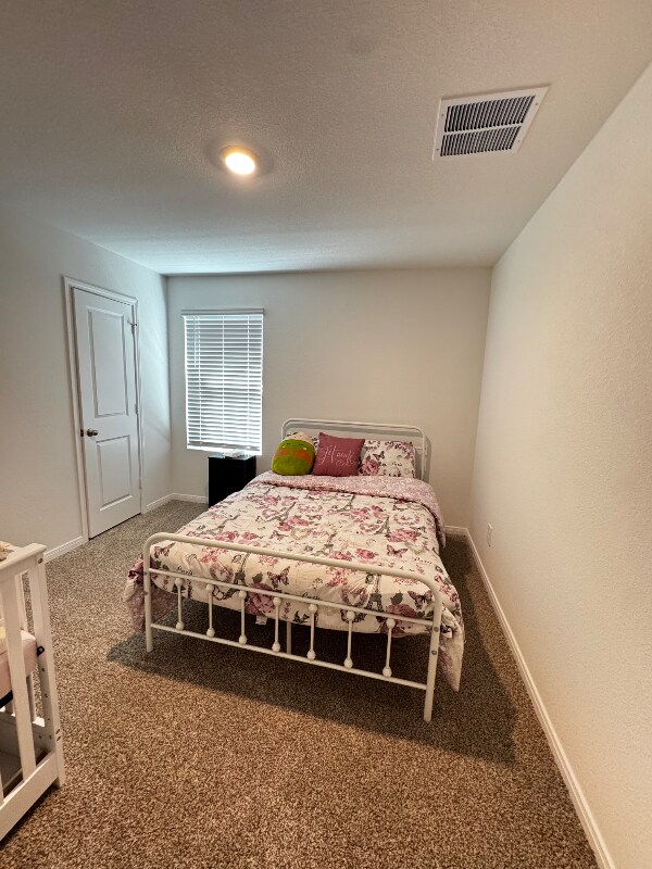 Foto del edificio - 256 Las Lomas Dr