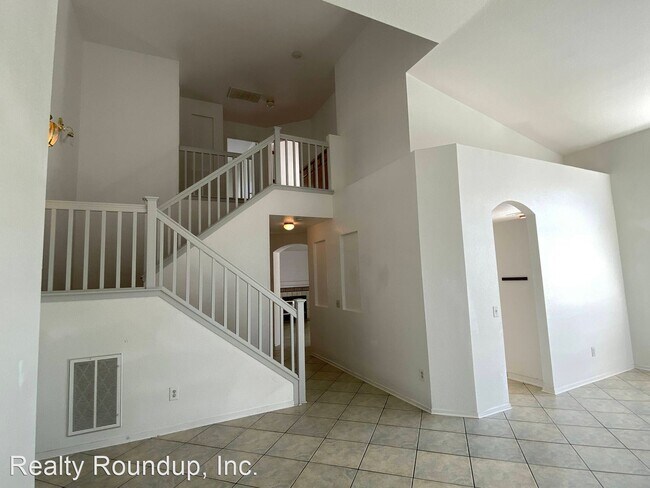 Foto del edificio - 4 br, 3 bath House - 3569 Shogoro Ln