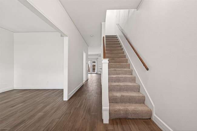 Building Photo - 14707 Barryknoll Ln