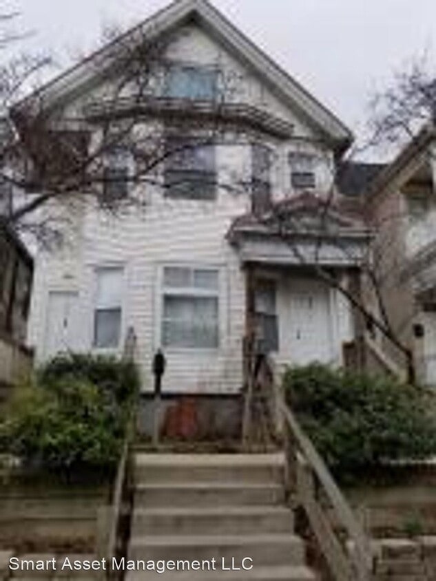 Primary Photo - 3 br, 1 bath House - 2425 N Cramer Street