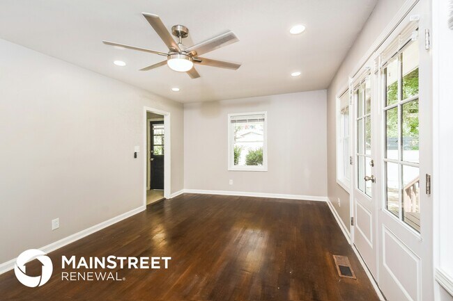 Foto del edificio - 983 Overbrook Cir