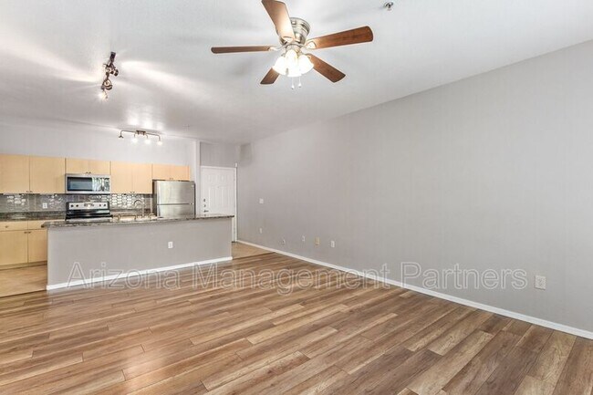 Building Photo - 18416 N Cave Creek Rd