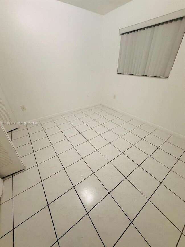 Foto del edificio - 6395 W 22nd Ct