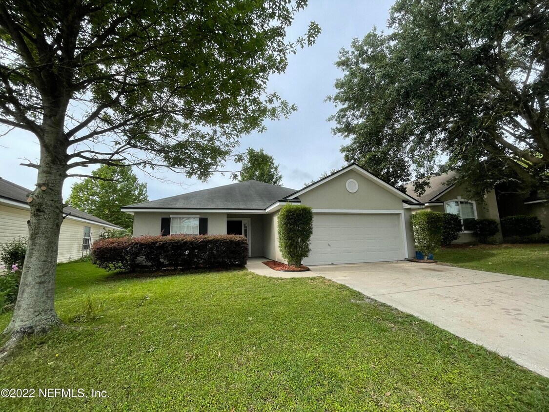 Primary Photo - 2817 Cross Creek Dr
