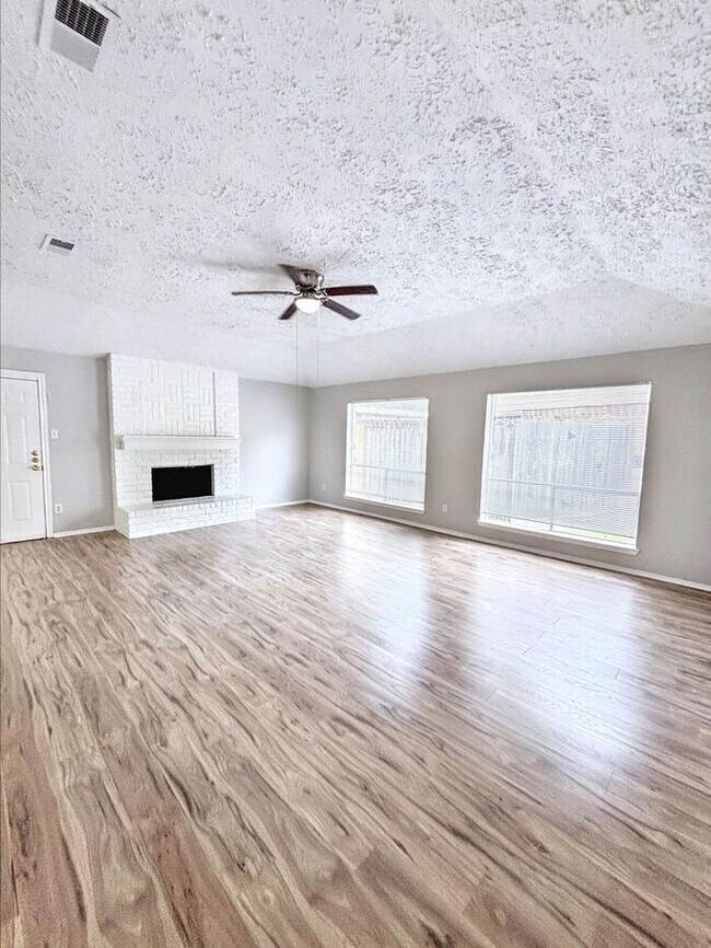 Foto del edificio - 7311 Postwick Ct