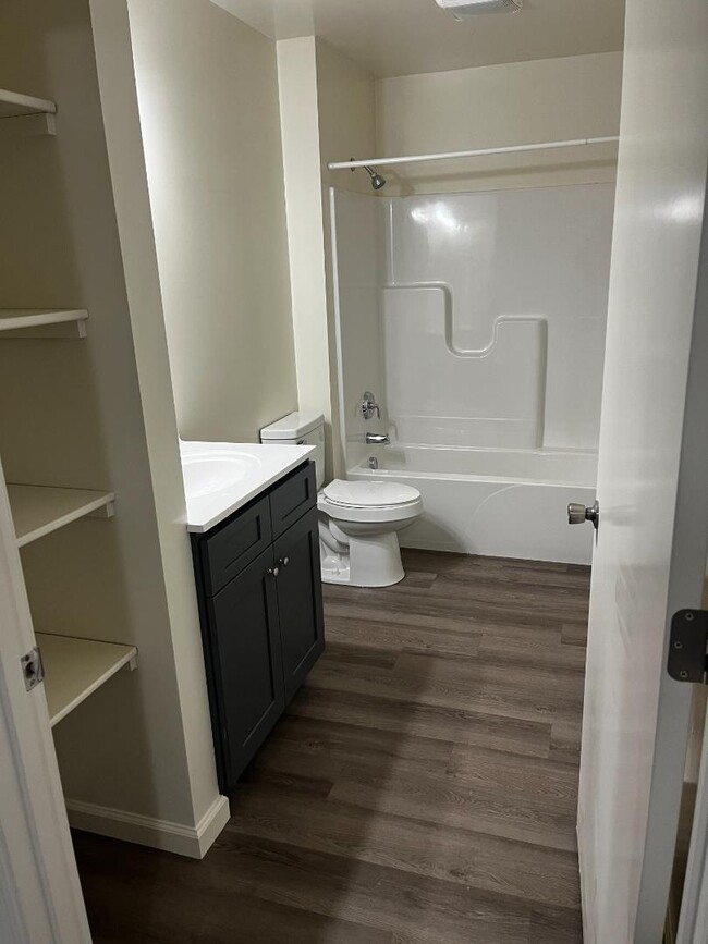 Foto del edificio - 62 Hampshire Ln