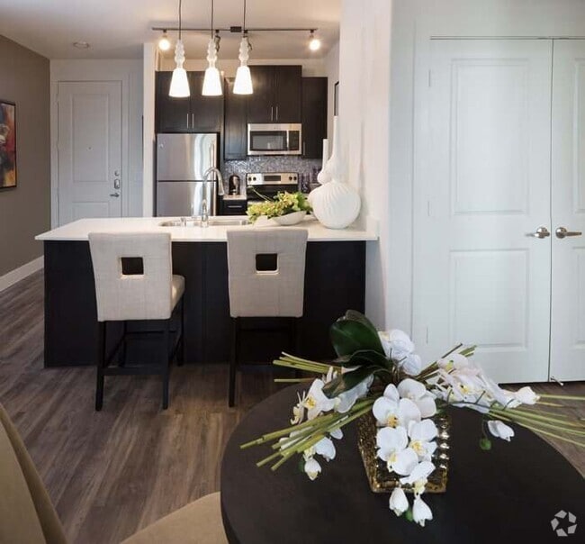 Building Photo - The Grand at Legacy West