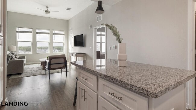 Building Photo - 1000 Western Breeze Circle
