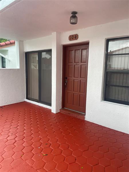 Building Photo - 7510 SW 153rd Pl