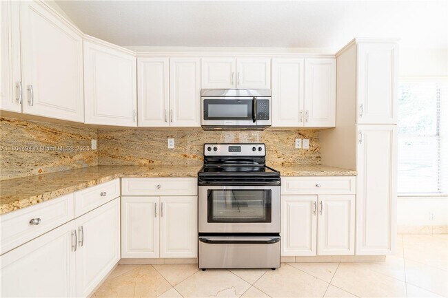 Foto del edificio - 1840 SW 135th Way