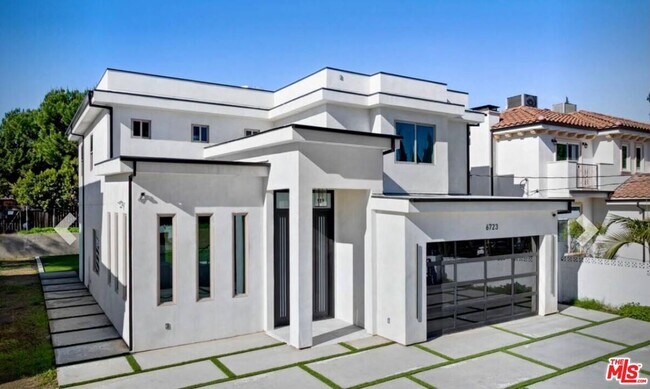 Foto del edificio - 6723 Sunnyslope Ave