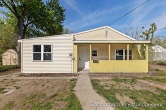 Building Photo - 2065 Johanna Ave SW