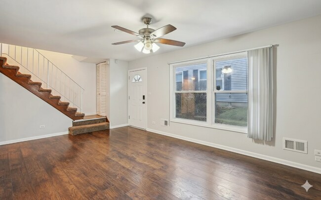 Foto del edificio - 1945 Hancock Dr