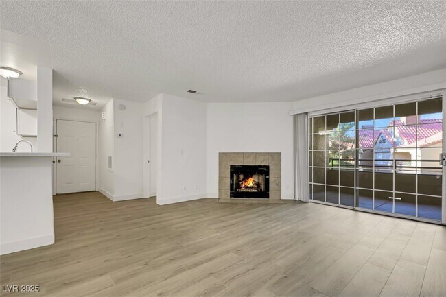 Building Photo - 2200 S Fort Apache Rd
