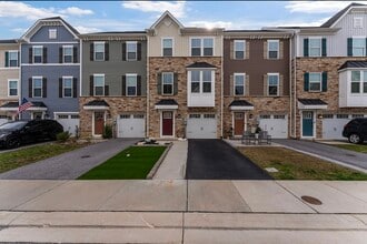 Building Photo - 2939 Shaws Rd