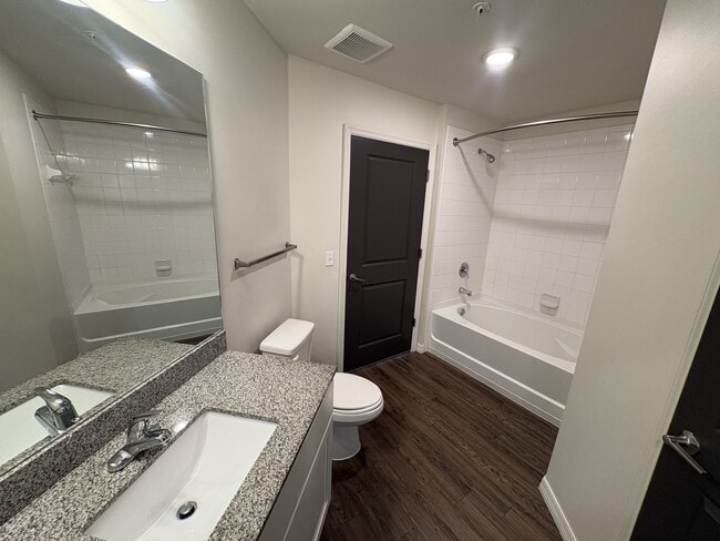 Interior Photo - The Crest at Naples