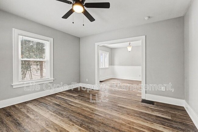 Foto del edificio - 507 Eastern Ave SE