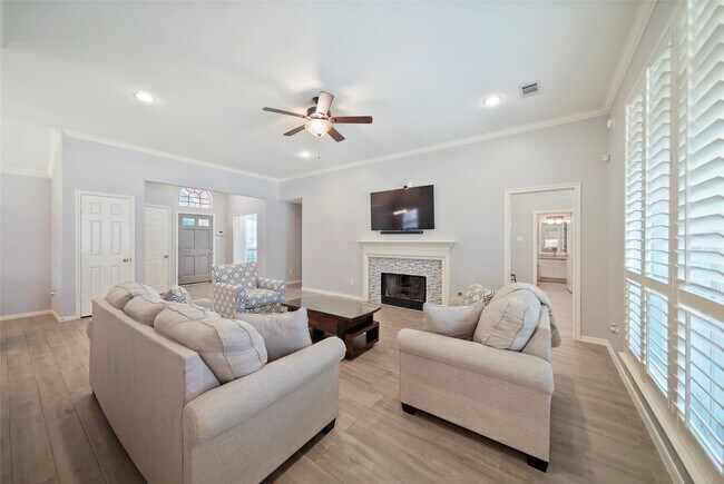 Foto del edificio - 18619 Camellia Estates Ln