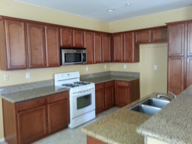 Building Photo - 297 Island Way