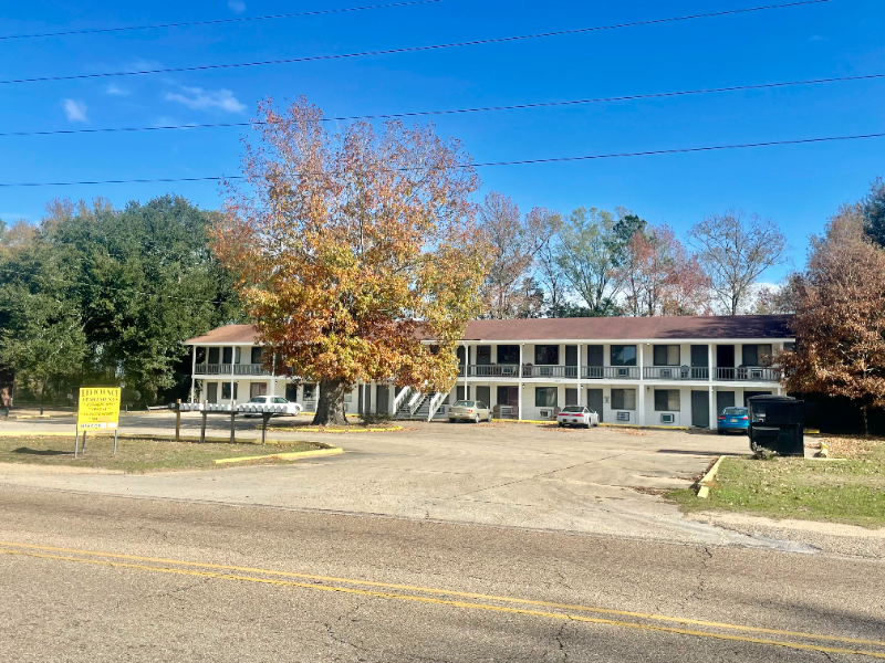 Primary Photo - 30246 LA-21