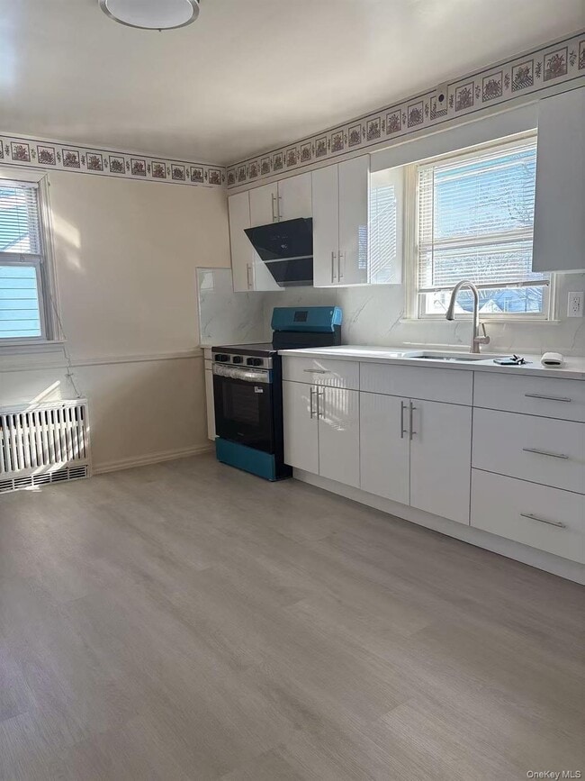 Building Photo - 185 Emerson Pl