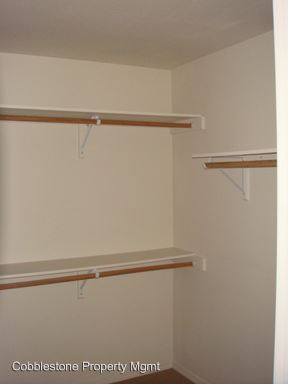 Building Photo - 2956 W Marbeth Ct