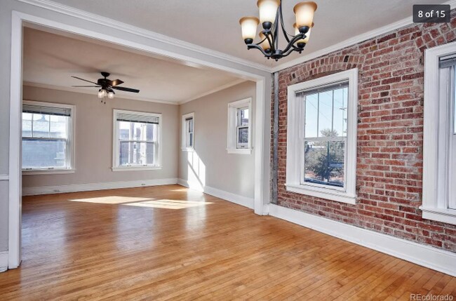 Building Photo - 521 E 14th Ave