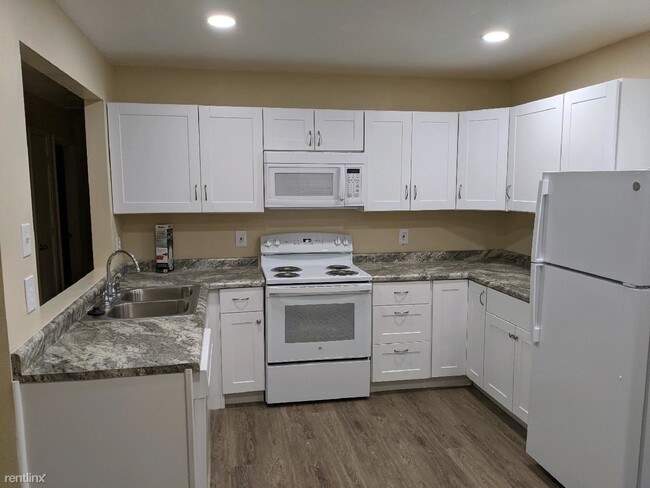 Building Photo - 4 br, 2 bath House - 815 Casady Dr  HOUSE ...