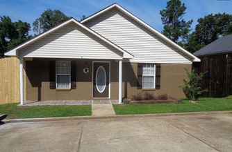 Building Photo - 8 Co Rd 3077