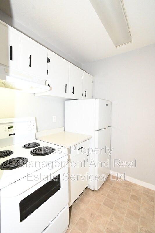 Building Photo - 4280 Quentin Ave